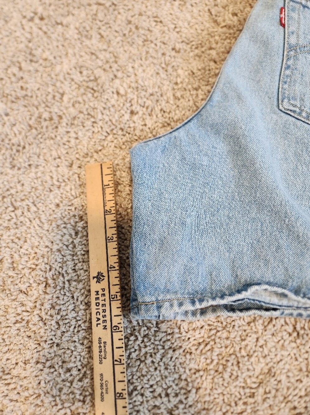 Levi's Premium High Rise Baggy Denim Shorts Size 26 - Picture 9 of 9